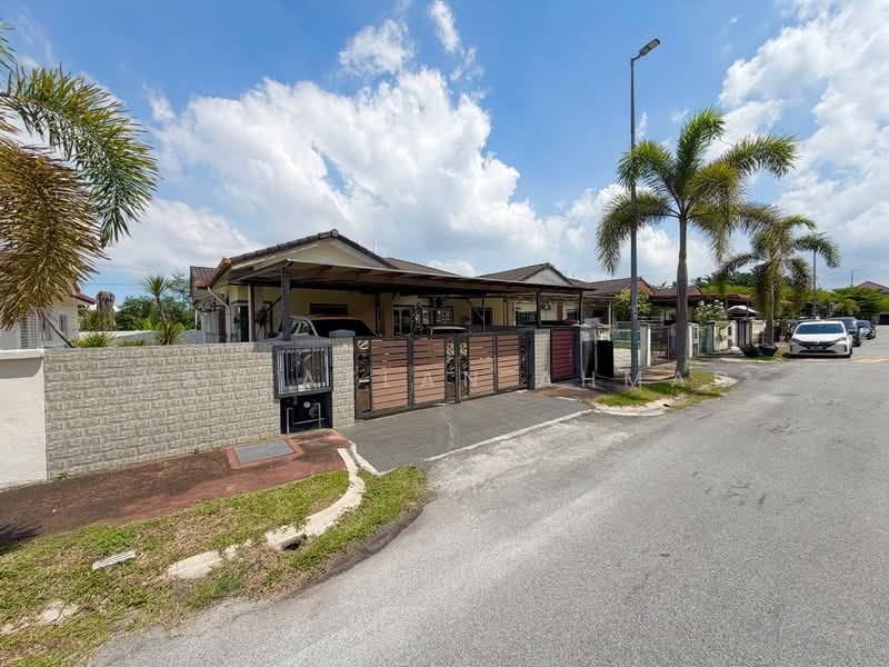 Rumah Berkembar untuk Dijual di Taman Meru (Klang) - Wan Azlan Ahmad - PropertyGuru.com.my