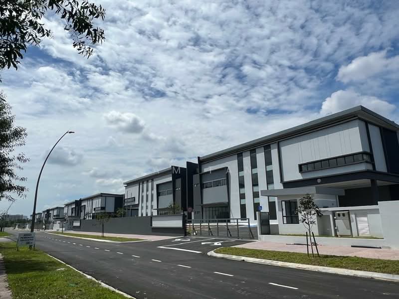 Factory for Rent in Sungai Buloh (Selangor) - Sam Tan - Exterior - PropertyGuru.com.my