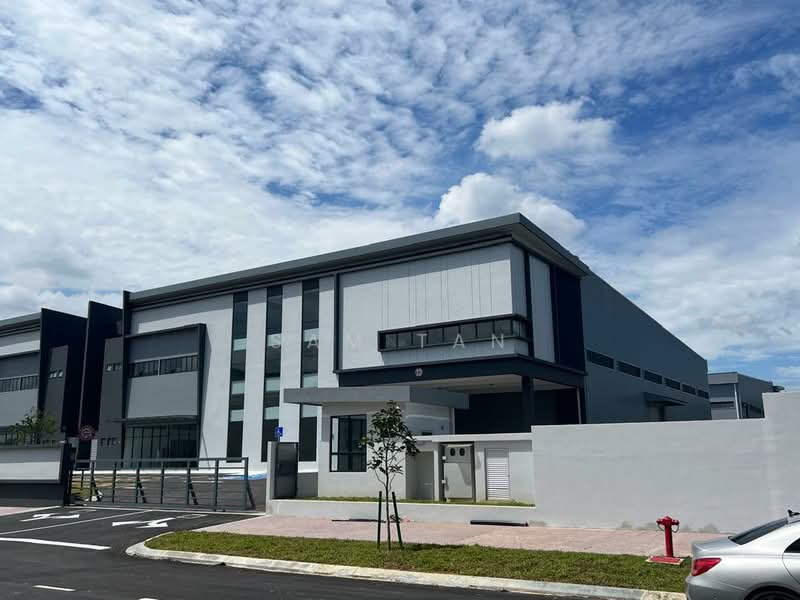Factory for Rent in Sungai Buloh (Selangor) - Sam Tan - Exterior - PropertyGuru.com.my