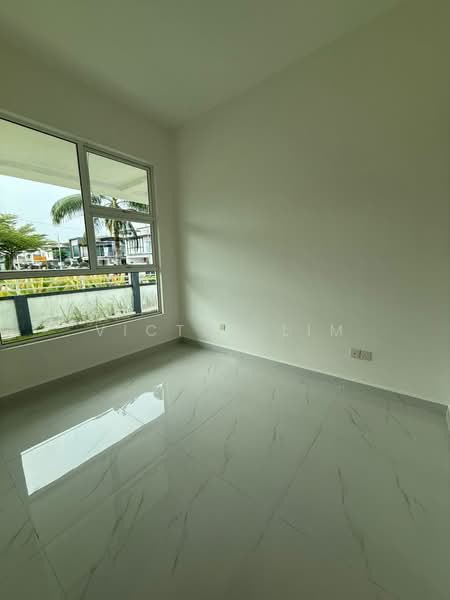 Rumah Berkembar untuk Dijual di Taman Mount Austin (Tebrau) - Victor Lim - PropertyGuru.com.my