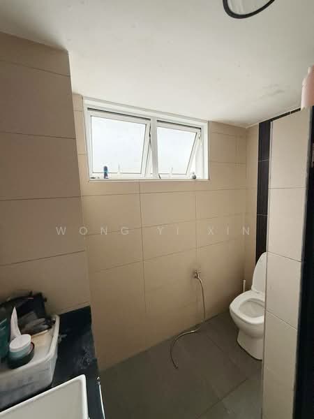 Apartment for Sale at Larkin Residence Phase 2 - Wong Yi Xin - Bathroom - PropertyGuru.com.my