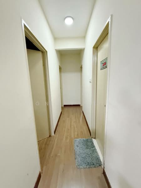 Apartment for Sale at Larkin Residence Phase 2 - Wong Yi Xin - Corridor - PropertyGuru.com.my