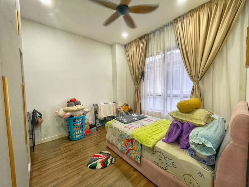 3-storey Terraced House for Sale in Cyberjaya (Selangor) - Azmi . - Bedroom - PropertyGuru.com.my