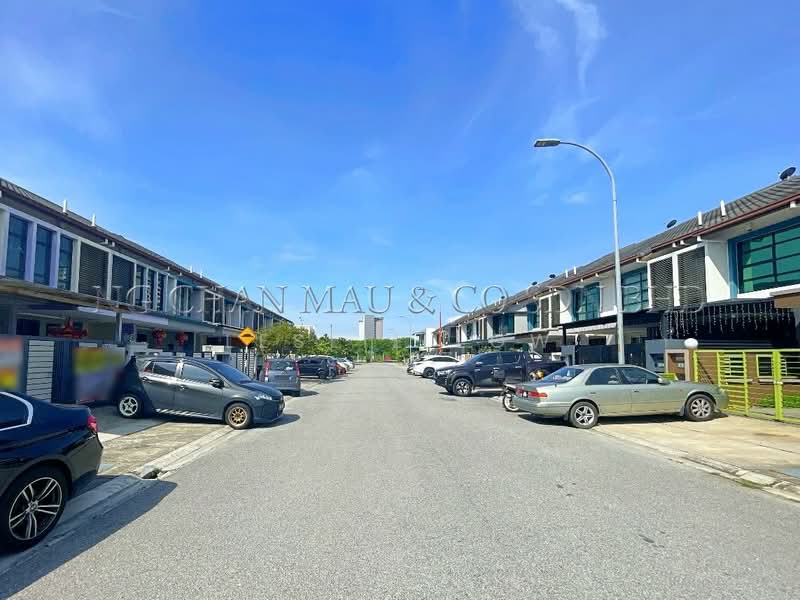 2-storey Terraced House for Sale in Bandar Bukit Raja (Klang) - Leslie Low - Exterior - PropertyGuru.com.my