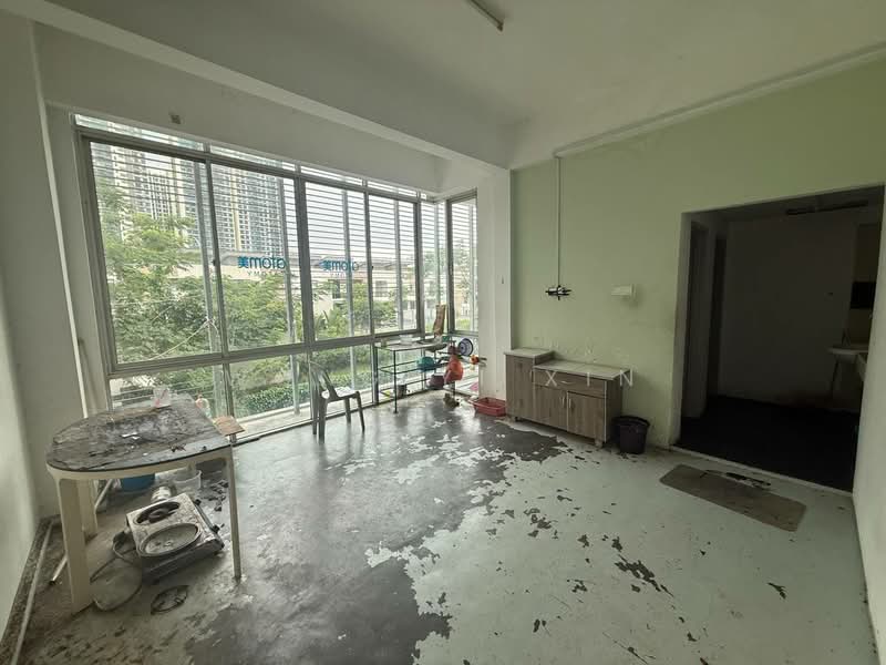 Kedai untuk Disewa di Taman Damansara Aliff (Tampoi) - Wong Yi Xin - Living Room - PropertyGuru.com.my