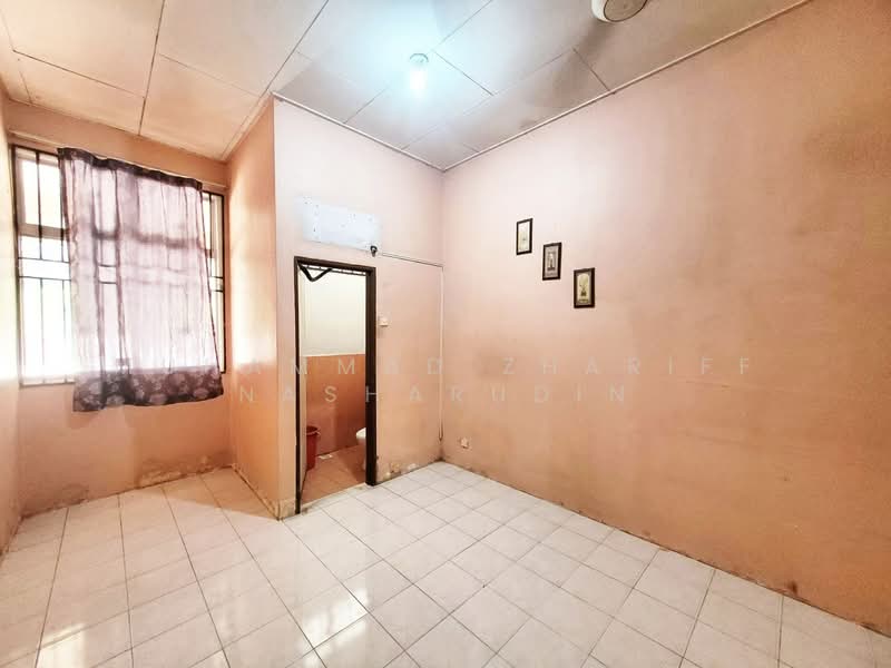 1-storey Terraced House for Sale in Seremban (Negeri Sembilan) - Muhammad Zhariff Nasharudin - PropertyGuru.com.my
