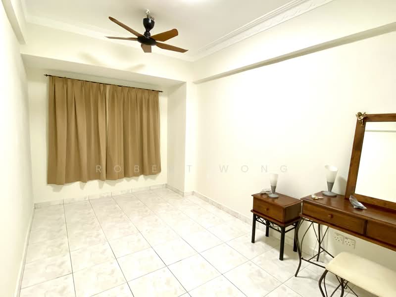Condominium for Sale at Vista Komanwel C - Robert Wong - Bedroom - PropertyGuru.com.my