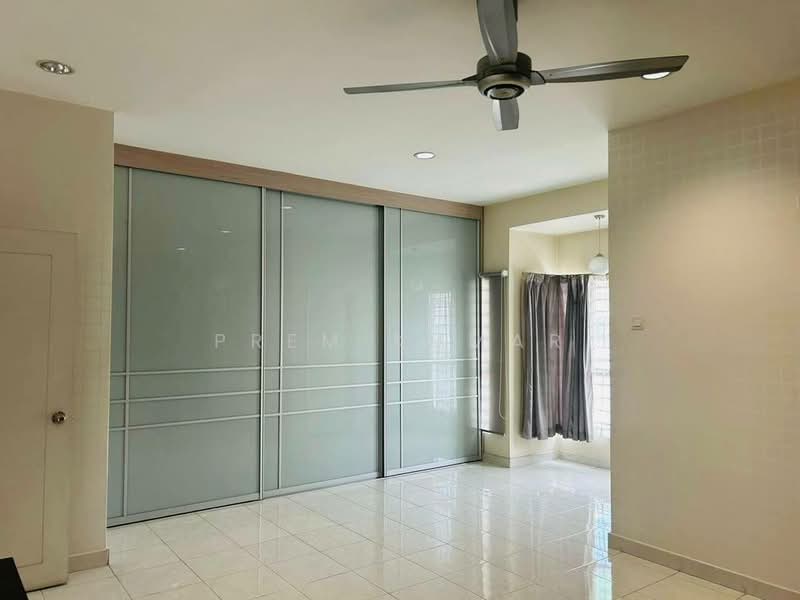 Rumah Teres 2 Tingkat untuk Dijual di Sutera Damansara (Damansara Damai) - Prem Kumar - Bedroom - PropertyGuru.com.my