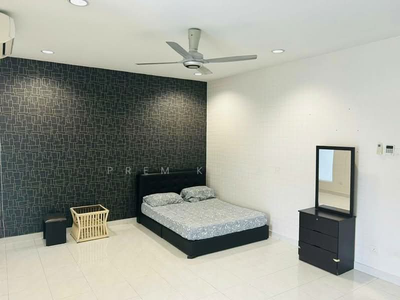 Rumah Teres 2 Tingkat untuk Dijual di Sutera Damansara (Damansara Damai) - Prem Kumar - Bedroom - PropertyGuru.com.my