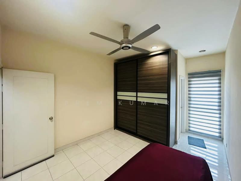 Rumah Teres 2 Tingkat untuk Dijual di Sutera Damansara (Damansara Damai) - Prem Kumar - Bedroom - PropertyGuru.com.my