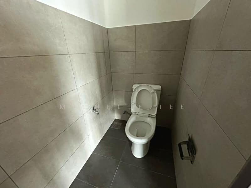 Kilang untuk Disewa di Taman Perindustrian Air Hitam (Klang) - Michelle Tee - Bathroom - PropertyGuru.com.my
