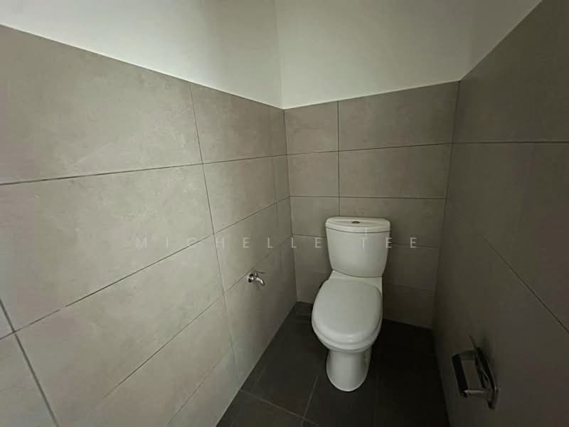 Kilang untuk Disewa di Taman Perindustrian Air Hitam (Klang) - Michelle Tee - Bathroom - PropertyGuru.com.my