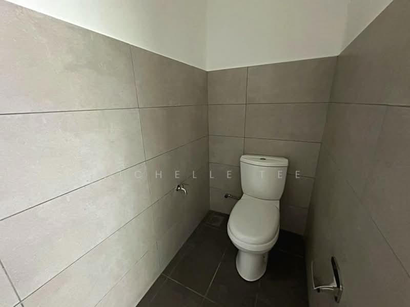 Kilang untuk Disewa di Taman Perindustrian Air Hitam (Klang) - Michelle Tee - Bathroom - PropertyGuru.com.my