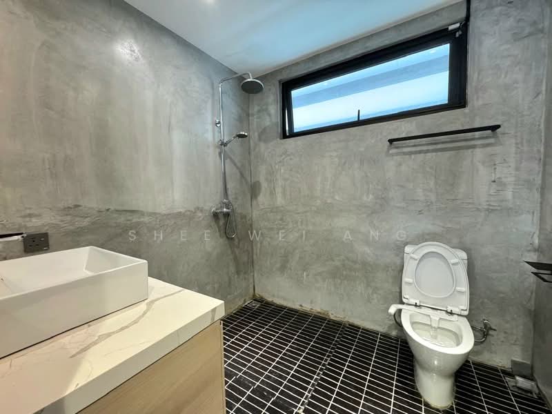 Semi-Detached House for Sale in Tanjung Bungah (Penang) - Shee Wei Ang - Bathroom - PropertyGuru.com.my