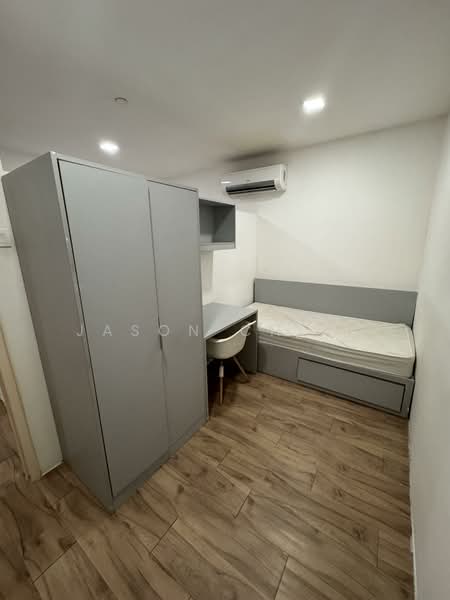Servis Apartment untuk Disewa di Sky Park - Jason Chiam - Bedroom - PropertyGuru.com.my