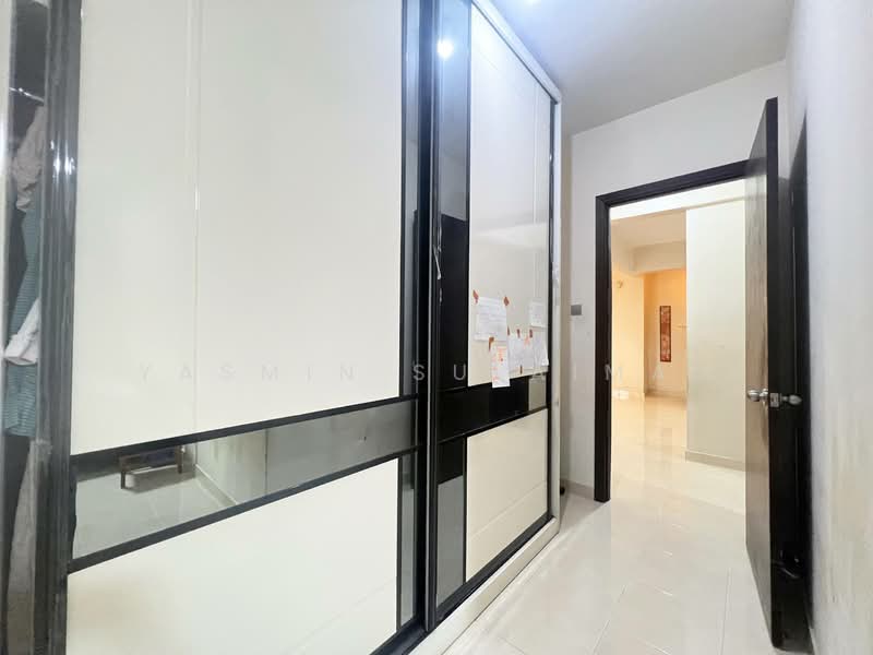Condominium for Sale at Riana Green East - Yasmin Sulaiman - Corridor - PropertyGuru.com.my