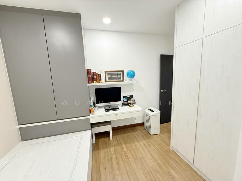 Pangsapuri untuk Dijual di Larkin Residence Phase 2 - Wong Yi Xin - Study - PropertyGuru.com.my