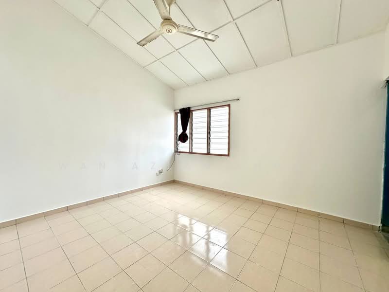 2-storey Terraced House for Sale in Ampang Jaya (Ampang) - Wan Azlan Ahmad - PropertyGuru.com.my