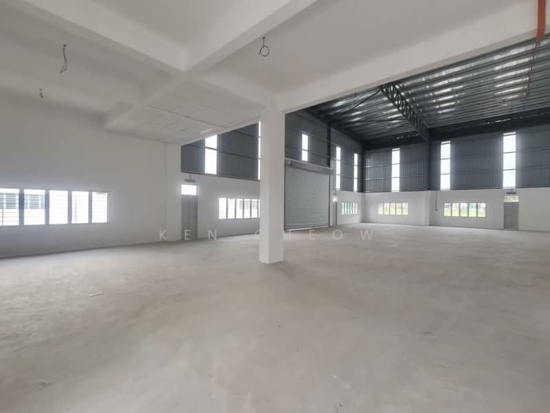 Semi-D Factory for Rent in Taman Perindustrian Senai (Senai) - Ken Cheow - Interior - PropertyGuru.com.my