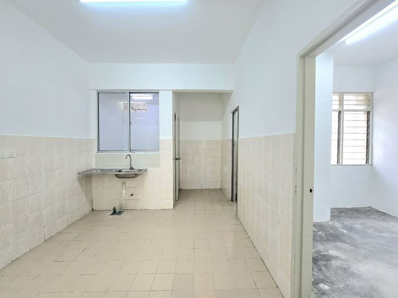 Terraced House for Sale in Bandar Mahkota Cheras (Cheras) - Nurashekin . - Kitchen - PropertyGuru.com.my