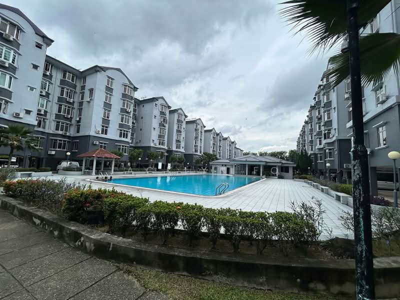 Pangsapuri untuk Dijual di Subang Perdana Goodyear Court 10 - Jacklyn Fo - Exterior - PropertyGuru.com.my
