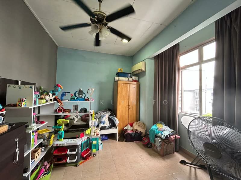 Pangsapuri untuk Dijual di Subang Perdana Goodyear Court 10 - Jacklyn Fo - Bedroom - PropertyGuru.com.my