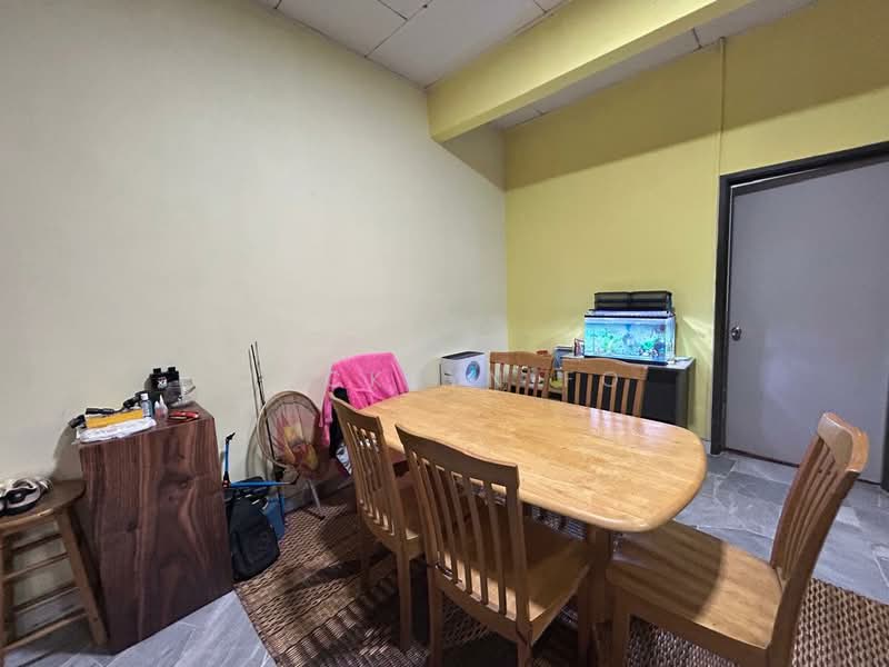Pangsapuri untuk Dijual di Subang Perdana Goodyear Court 10 - Jacklyn Fo - Dining Room - PropertyGuru.com.my