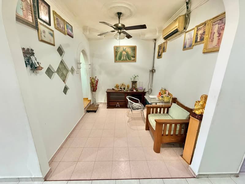 1-storey Terraced House for Sale in Seksyen 17 (Shah Alam) - Wan Azlan Ahmad - PropertyGuru.com.my