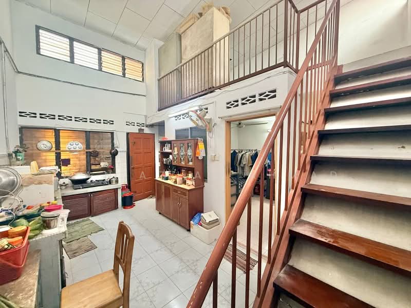 1-storey Terraced House for Sale in Seksyen 17 (Shah Alam) - Wan Azlan Ahmad - PropertyGuru.com.my