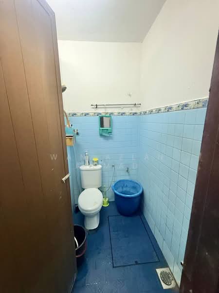 1-storey Terraced House for Sale in Seksyen 17 (Shah Alam) - Wan Azlan Ahmad - PropertyGuru.com.my