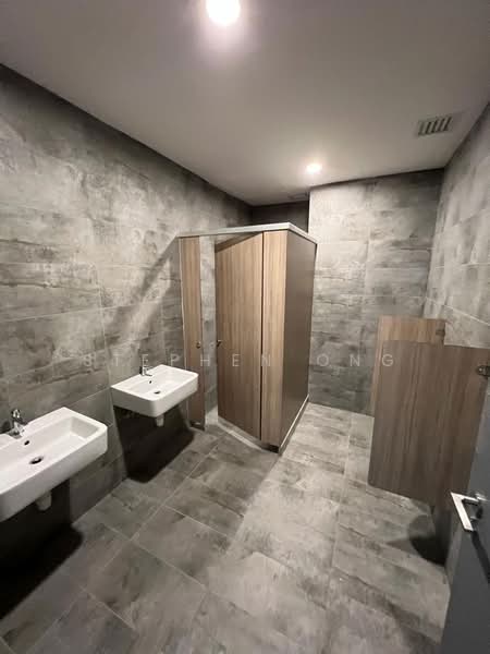 Retail Space for Sale in KLCC (KL City Centre) - Stephen Ong - Bathroom - PropertyGuru.com.my
