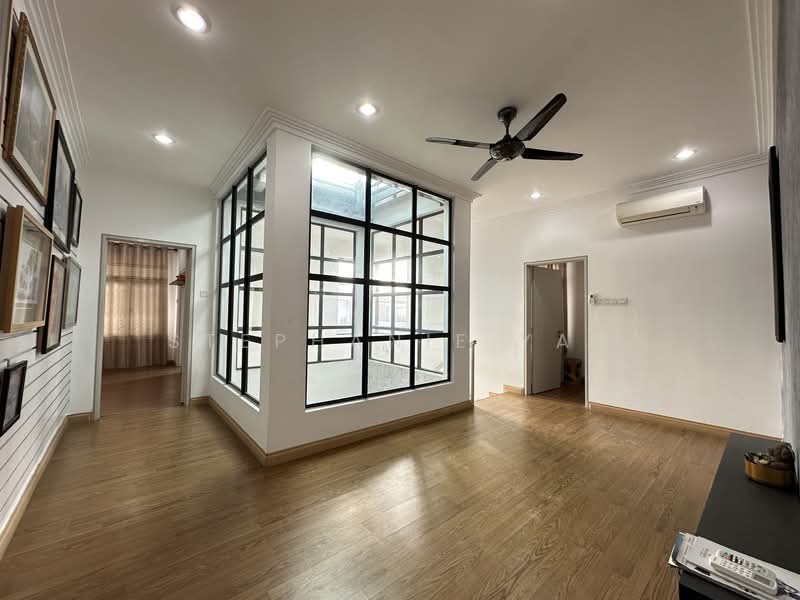 Rumah Berkembar untuk Dijual di Klang (Selangor) - Stephanie Yap - Living Room - PropertyGuru.com.my