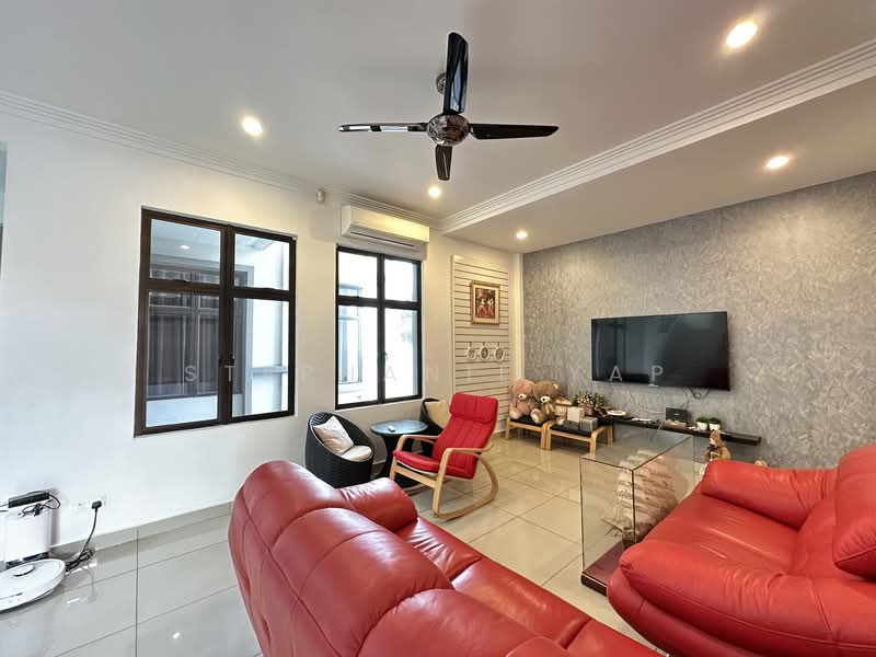 Rumah Berkembar untuk Dijual di Klang (Selangor) - Stephanie Yap - Living Room - PropertyGuru.com.my