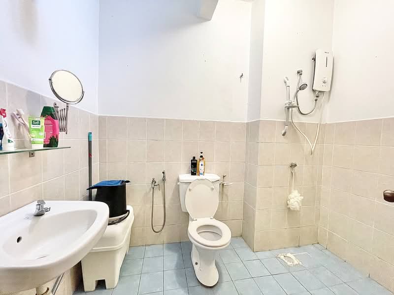 2-storey Terraced House for Sale in Bandar Nusaputra (Puchong) - Wan Azlan Ahmad - PropertyGuru.com.my