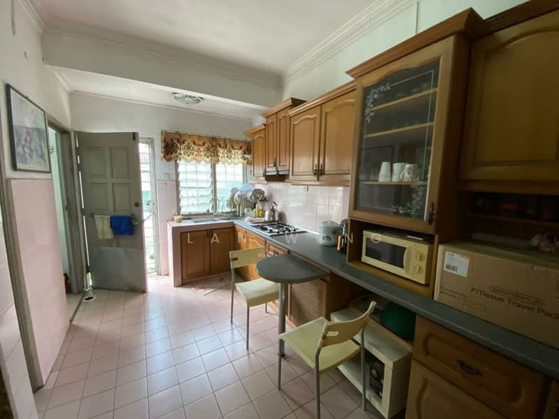 2-storey Terraced House for Sale in SS19 (Subang Jaya) - Alan Wong - Kitchen - PropertyGuru.com.my