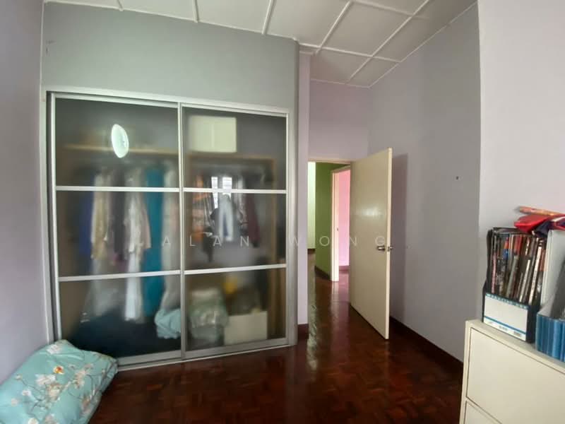 2-storey Terraced House for Sale in SS19 (Subang Jaya) - Alan Wong - Bedroom - PropertyGuru.com.my