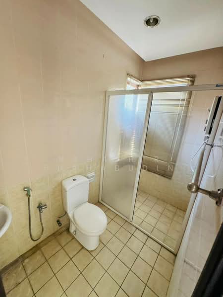 2-storey Terraced House for Sale in Bukit Jelutong (Shah Alam) - Nahathir Shahabudin - Bathroom - PropertyGuru.com.my