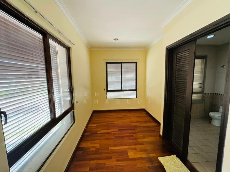2-storey Terraced House for Sale in Bukit Jelutong (Shah Alam) - Nahathir Shahabudin - Interior - PropertyGuru.com.my