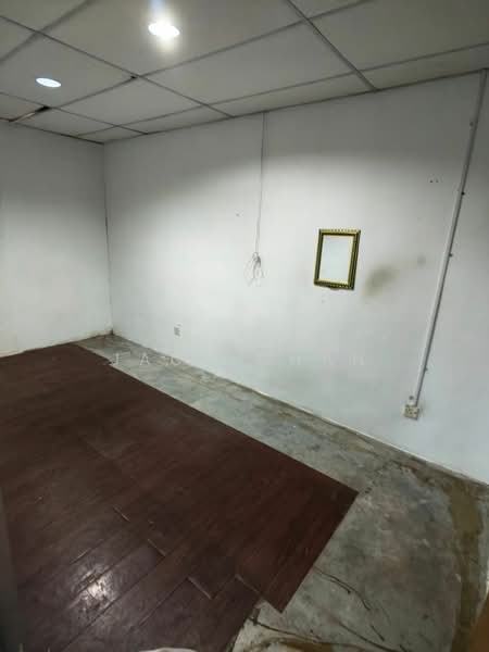 Shop / Office for Rent in Taman Prima Saujana (Kajang) - Jack Chan - Interior - PropertyGuru.com.my