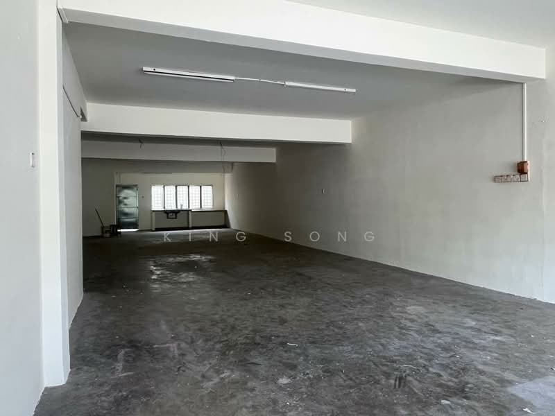 Shop for Sale in Taman Merdeka (Batu Berendam) - King Song - PropertyGuru.com.my