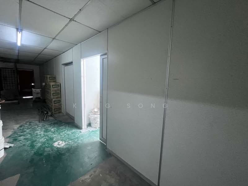 Shop for Sale in Taman Merdeka (Batu Berendam) - King Song - PropertyGuru.com.my