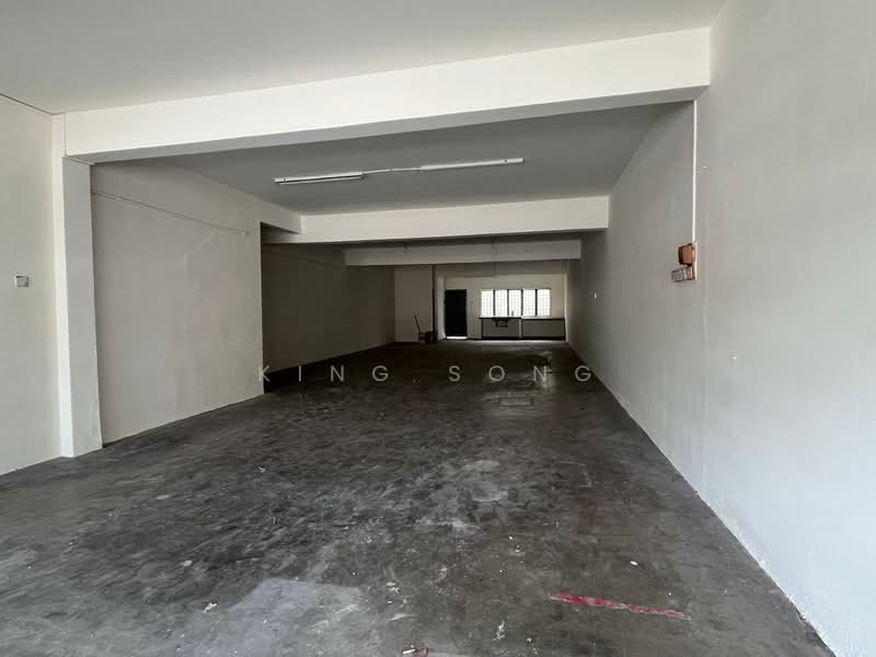 Shop for Sale in Taman Merdeka (Batu Berendam) - King Song - PropertyGuru.com.my