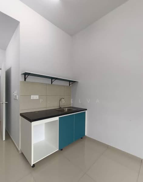 Servis Apartment untuk Dijual di Midlands City - P. Selva - Kitchen - PropertyGuru.com.my