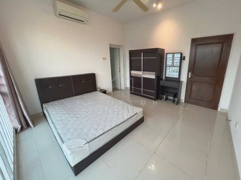 Condominium for Sale at Ridzuan Condominium - KAT NEOH - Bedroom - PropertyGuru.com.my