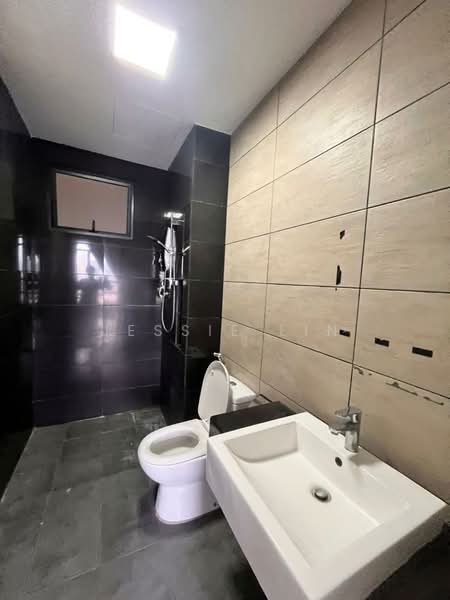 Condominium for Rent at Legend Heights - Jessie Lin - Bathroom - PropertyGuru.com.my
