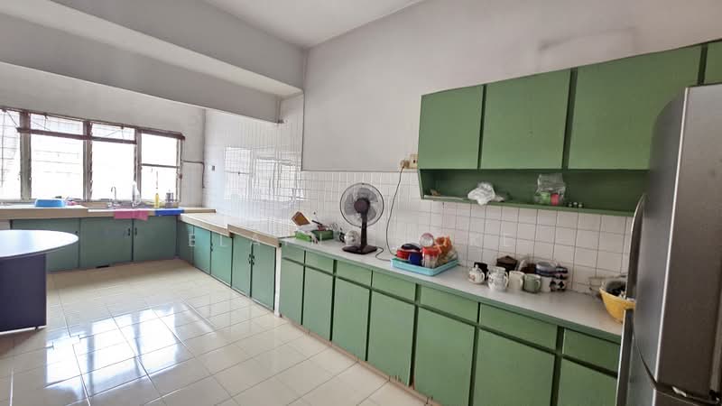 2-storey Terraced House for Sale in Taman Connaught (Cheras) - Elaine Loke - Kitchen - PropertyGuru.com.my