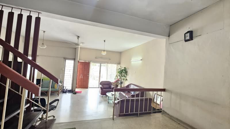 2-storey Terraced House for Sale in Taman Connaught (Cheras) - Elaine Loke - Living Room - PropertyGuru.com.my