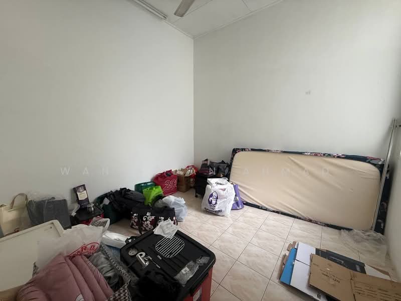 1-storey Terraced House for Sale in Jenjarom (Selangor) - Wan Azlan Ahmad - PropertyGuru.com.my