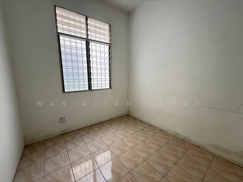 1-storey Terraced House for Sale in Jenjarom (Selangor) - Wan Azlan Ahmad - PropertyGuru.com.my