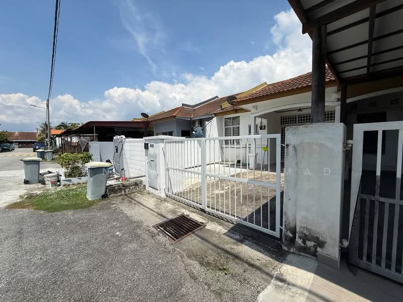 1-storey Terraced House for Sale in Jenjarom (Selangor) - Wan Azlan Ahmad - PropertyGuru.com.my